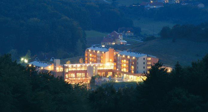 Life Resort Loipersdorf Loipersdorf bei Fuerstenfeld Exterior photo